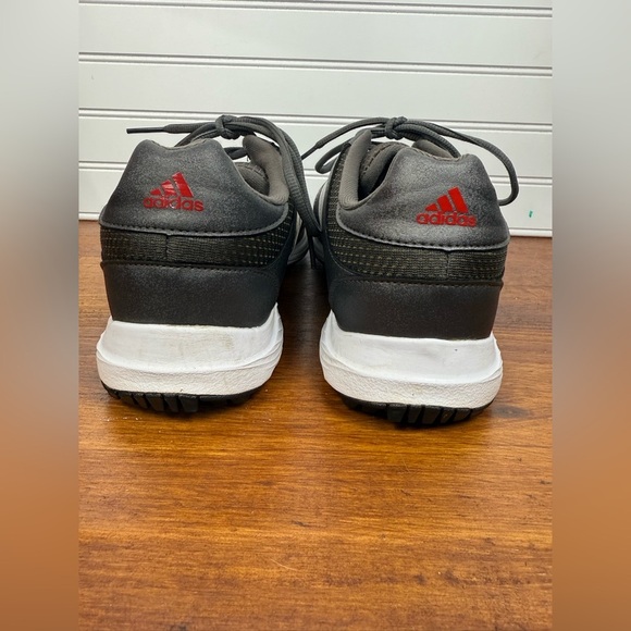 Adidas men’s gray and white Tech Response golf shoe. Size 10. - Picture 4 of 9